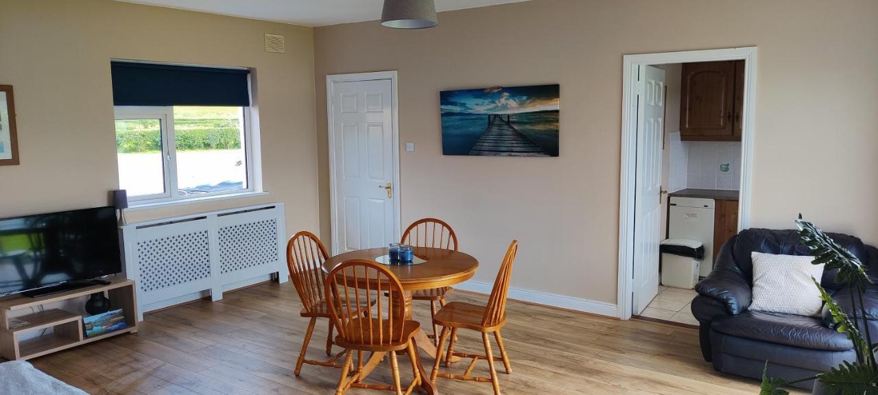 Clonandra Cottages Belturbet Exteriör bild