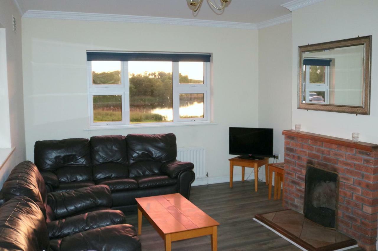 Clonandra Cottages Belturbet Exteriör bild