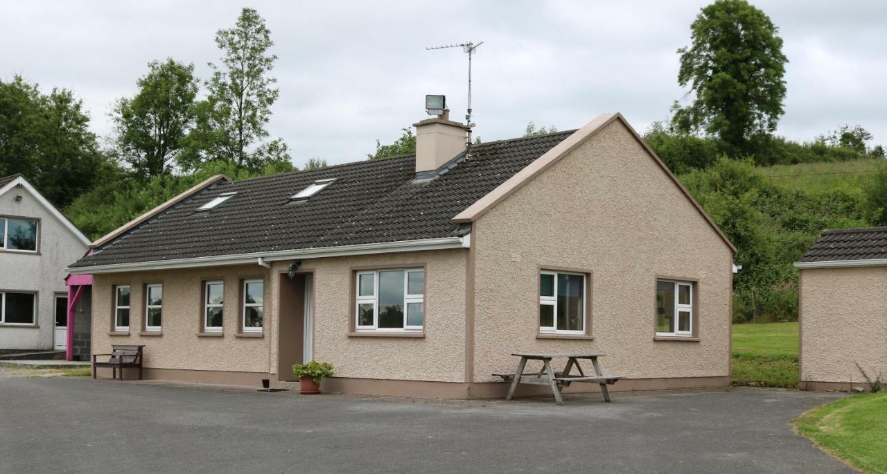 Clonandra Cottages Belturbet Exteriör bild